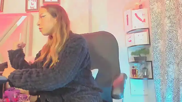 natacha  black  online show from 18, 2, 2025