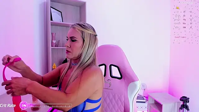 Evangeline johns online show from 25, 2, 2025