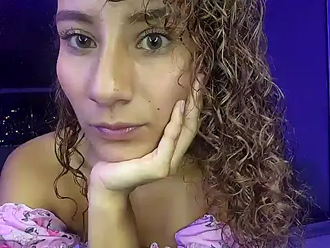 varenkaivanova 22 online show from 22, 12, 2024