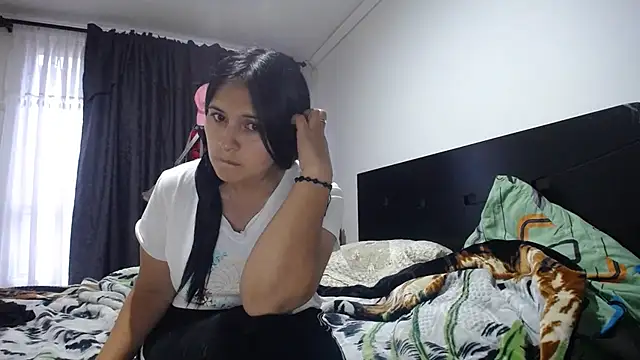 Snapshot of princehermosa44 chatting on 24, 10, 2025 princehermosa44 online show from 24, 10, 2025