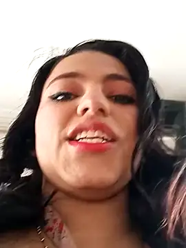 Naomy veracruz  online show from 3, 11, 2025