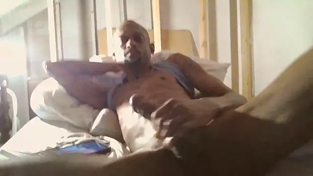 Snapshot of KinGKane84 chatting on 23, 2, 2025 KinGKane84 online show from 23, 2, 2025