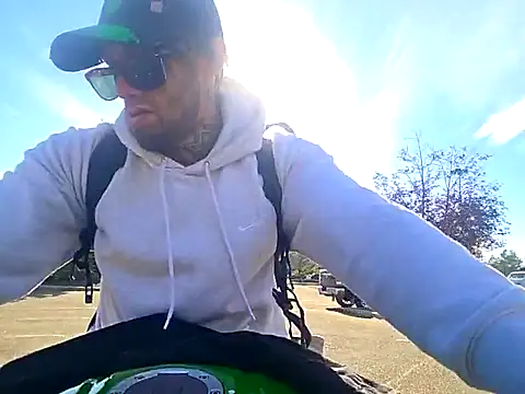 Snapshot of Fuckboy4public chatting on 23, 9, 2025 Fuckboy4public online show from 23, 9, 2025