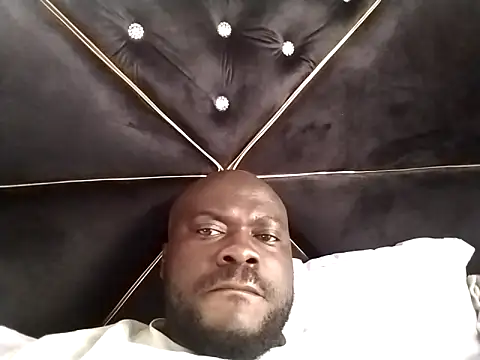 Snapshot of Suckmehar chatting on 13, 2, 2025 Suckmehar online show from 13, 2, 2025