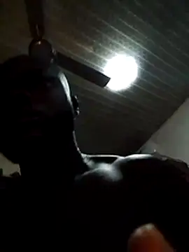 Snapshot of Suckmehar chatting on 21, 12, 2025 Suckmehar online show from 21, 12, 2025