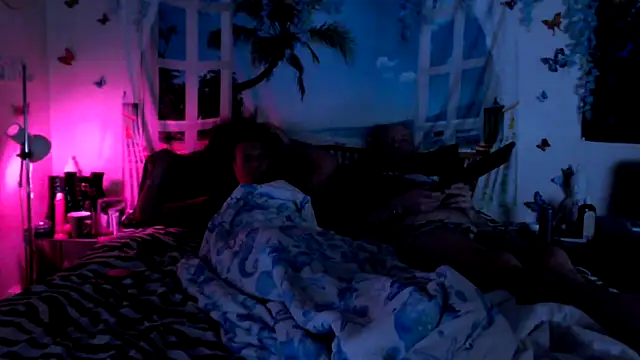 Samanthabrownlatina7 online show from 4, 1, 2025