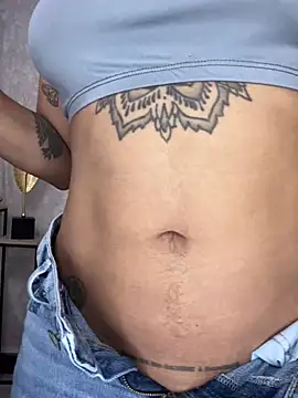 LollaByer online show from 15, 3, 2025