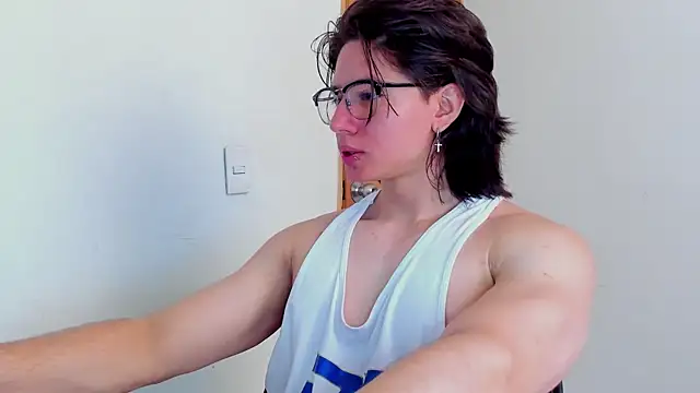 Snapshot of AngelBennet_ chatting on 16, 11, 2025 AngelBennet online show from 16, 11, 2025