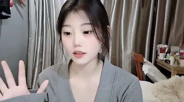 Snapshot of yangyang-1115 chatting on 11, 2, 2025 yangyang-1115 online show from 11, 2, 2025