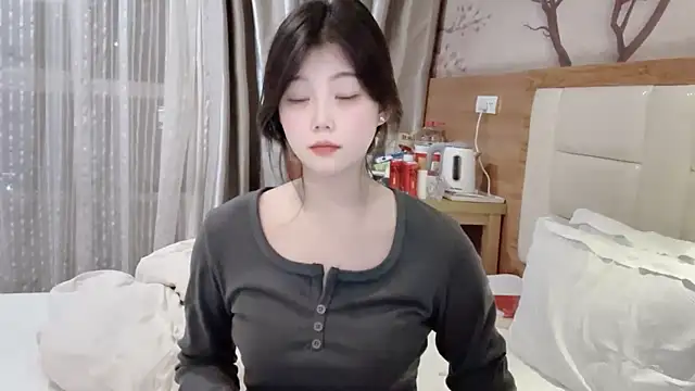 Snapshot of yangyang-1115 chatting on 11, 2, 2025 yangyang-1115 online show from 11, 2, 2025