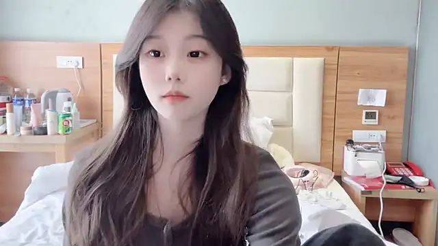 Snapshot of yangyang-1115 chatting on 13, 2, 2025 yangyang-1115 online show from 13, 2, 2025