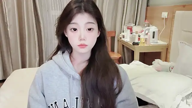 Snapshot of yangyang-1115 chatting on 15, 2, 2025 yangyang-1115 online show from 15, 2, 2025