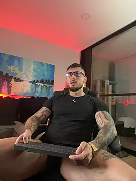 Snapshot of DimitriSullivan_ chatting on 5, 3, 2025 DimitriSullivan online show from 5, 3, 2025
