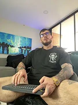 Snapshot of DimitriSullivan_ chatting on 12, 3, 2025 DimitriSullivan online show from 12, 3, 2025