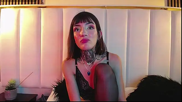 Snapshot of Ameliewitte_mjs chatting on 24, 12, 2024 Ameliewitte mjs online show from 24, 12, 2024