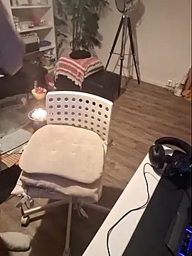 Snapshot of DaWoD030 chatting on 19, 12, 2024 DaWoD030 online show from 19, 12, 2024