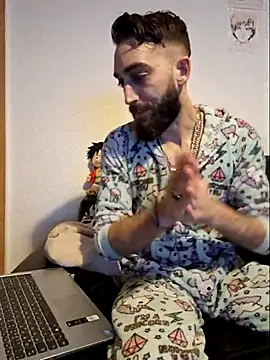 Snapshot of DaWoD030 chatting on 14, 2, 2025 DaWoD030 online show from 14, 2, 2025