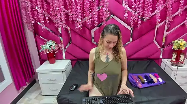 alaha evans online show from 10, 12, 2024