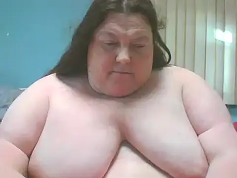 Snapshot of Honeybee2025 chatting on 24, 1, 2025 Honeybee2025 online show from 24, 1, 2025