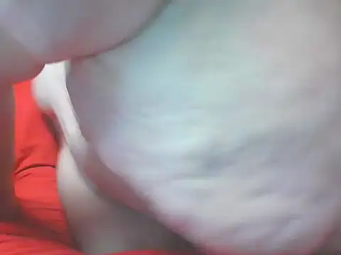 Snapshot of Honeybee2025 chatting on 4, 3, 2025 Honeybee2025 online show from 4, 3, 2025