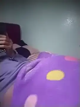 bandi-big-dick online show from 8, 12, 2024