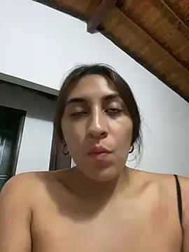 Snapshot of bigasssweet_2 chatting on 4, 3, 2025 bigasssweet 2 online show from 4, 3, 2025