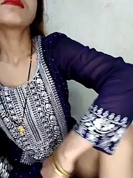 Snapshot of xpihu chatting on 4, 11, 2025 xpihu online show from 4, 11, 2025