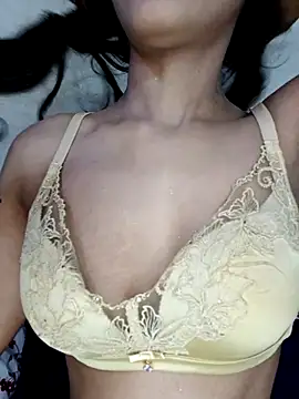 Snapshot of xpihu chatting on 13, 11, 2025 xpihu online show from 13, 11, 2025