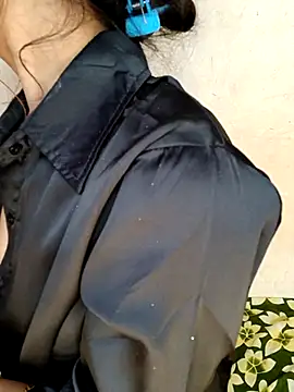 Snapshot of xpihu chatting on 29, 11, 2025 xpihu online show from 29, 11, 2025