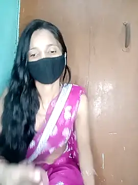 Snapshot of Suhani512 chatting on 9, 10, 2025 Suhani512 online show from 9, 10, 2025