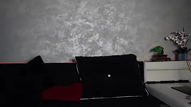 SquirtyFit Devil online show from 18, 3, 2025