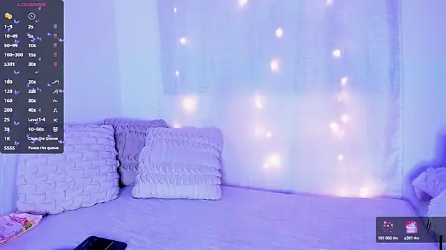 Snapshot of Aria_uwu chatting on 12, 1, 2025 Aria uwu online show from 12, 1, 2025