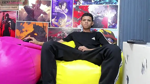 Snapshot of Jeffry_wolvess chatting on 8, 2, 2025 Jeffry wolvess online show from 8, 2, 2025