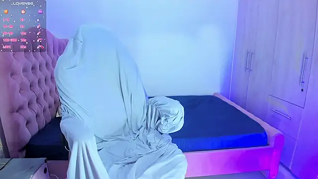 jisoo   online show from 8, 1, 2025