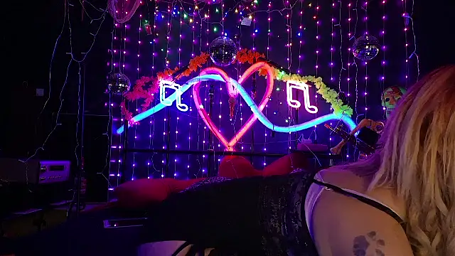 anonymouszN online show from 15, 4, 2026