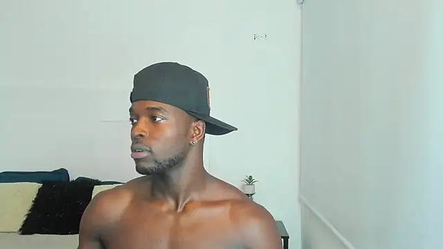 Snapshot of Dylan_Taylor chatting on 2, 2, 2025 Dylan Taylor online show from 2, 2, 2025