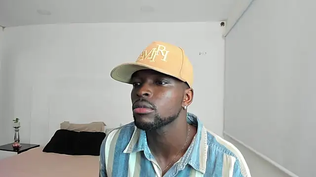 Snapshot of Dylan_Taylor chatting on 4, 3, 2025 Dylan Taylor online show from 4, 3, 2025