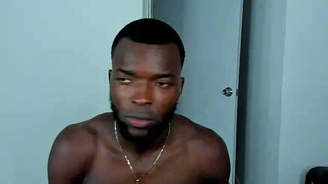 Snapshot of Dylan_Taylor chatting on 11, 9, 2025 Dylan Taylor online show from 11, 9, 2025