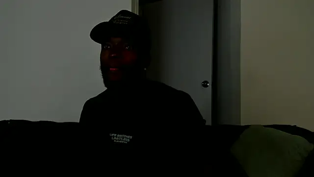 Snapshot of Dylan_Taylor chatting on 26, 9, 2025 Dylan Taylor online show from 26, 9, 2025