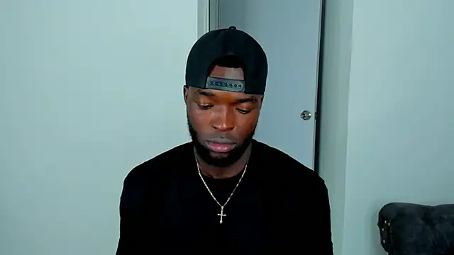 Snapshot of Dylan_Taylor chatting on 28, 9, 2025 Dylan Taylor online show from 28, 9, 2025