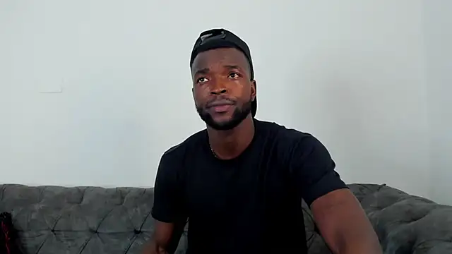 Snapshot of Dylan_Taylor chatting on 13, 10, 2025 Dylan Taylor online show from 13, 10, 2025