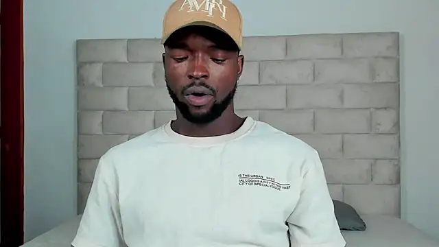 Snapshot of Dylan_Taylor chatting on 12, 11, 2025 Dylan Taylor online show from 12, 11, 2025