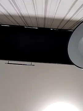 Lorrain Dorrie online show from 28, 11, 2025