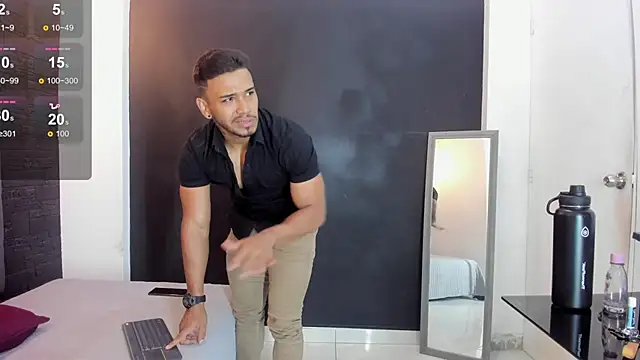 Snapshot of bruno_miller_ chatting on 19, 1, 2025 bruno miller online show from 19, 1, 2025