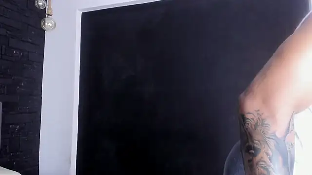 Snapshot of bruno_miller_ chatting on 9, 3, 2025 bruno miller online show from 9, 3, 2025