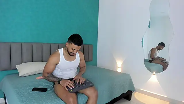Snapshot of bruno_miller_ chatting on 19, 3, 2025 bruno miller online show from 19, 3, 2025