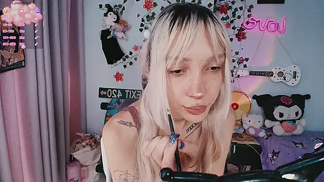 Snapshot of sweed_angel chatting on 22, 7, 2026 sweed angel online show from 22, 7, 2026