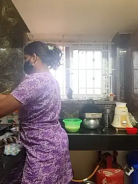 Tamil Shalini Lustyy online show from 6, 1, 2026