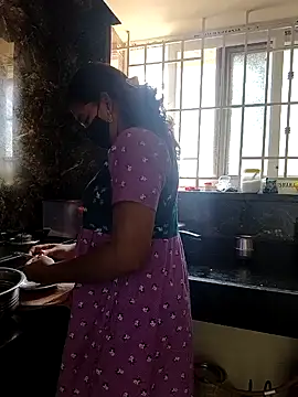 Tamil Shalini Lustyy online show from 26, 3, 2026