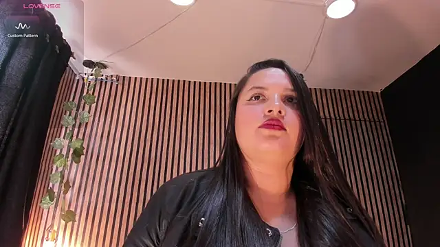 Snapshot of Victoria_Ponce1 chatting on 9, 1, 2025 Victoria Ponce1 online show from 9, 1, 2025
